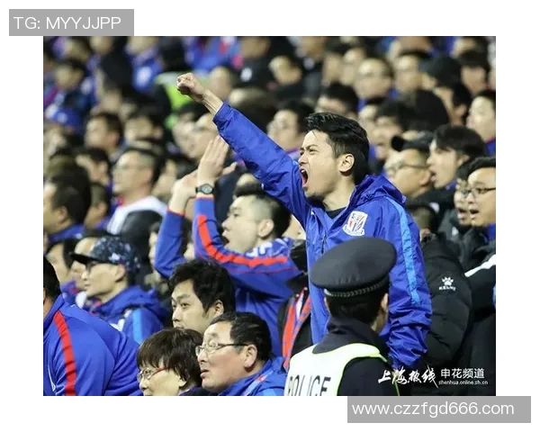 今天上港与申花激战正酣谁将赢得这场上海德比的荣耀与自豪