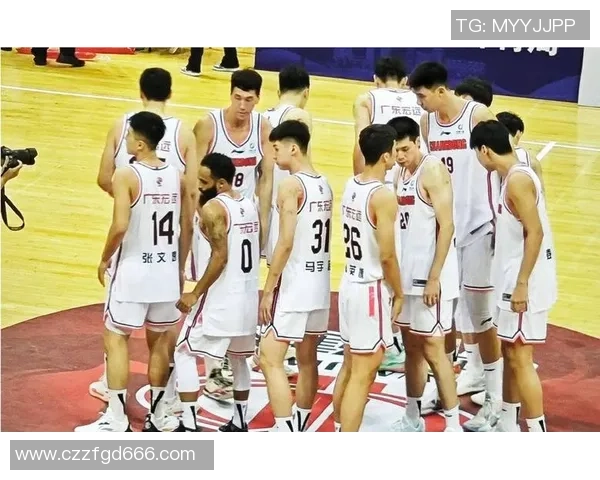 任骏飞领衔广东男篮再创辉煌助力球队冲击新赛季冠军荣誉 任骏飞领衔广东男篮再创辉煌助力球队冲击新赛季冠军荣誉