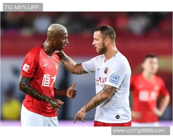 曼联与西布朗激战正酣比分揭晓引发球迷热议