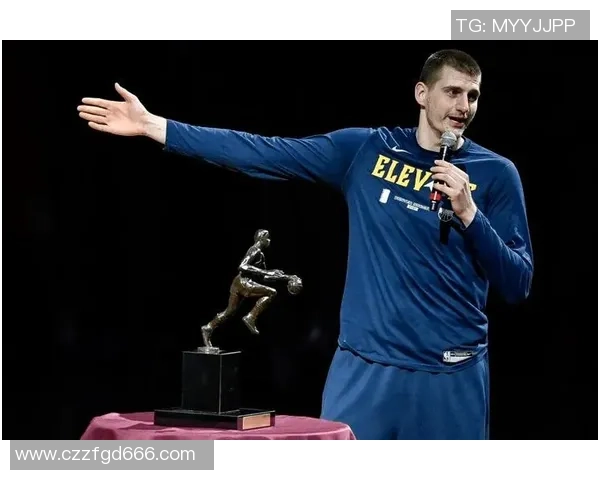 斯利纳与波罗尼的精彩对决分析及赛季表现展望 斯利纳与波罗尼的精彩对决分析及赛季表现展望