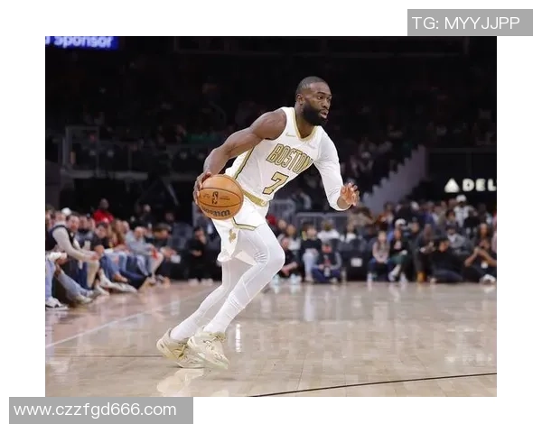 杰伦布朗在NBA赛场上的成长与突破之路分析 杰伦布朗在NBA赛场上的成长与突破之路分析