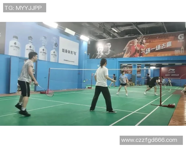 武汉羽毛球队的成长之路：一段羽毛球的奋斗与荣耀纪实