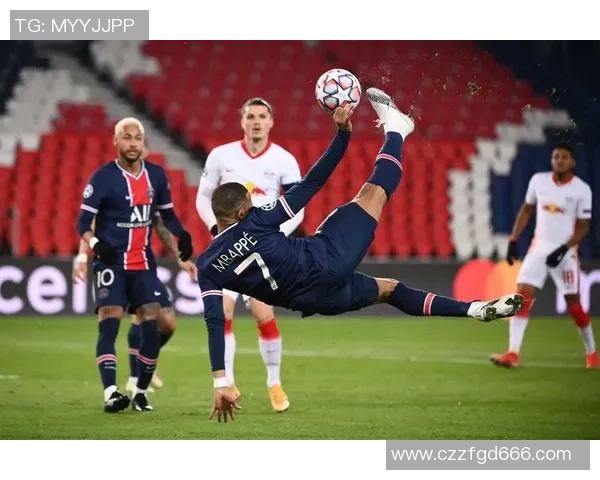 欧冠激战巴黎圣日耳曼对决强敌展现足球魅力与激情 欧冠激战巴黎圣日耳曼对决强敌展现足球魅力与激情