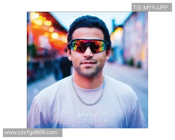 滑板战术解析:杭州滑板队的运营模式与发展策略探讨MBA 滑板战术解析:杭州滑板队的运营模式与发展策略探讨MBA