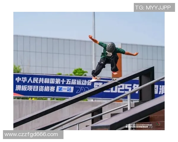 重庆滑板队勇闯极限运动会的奋斗历程与辉煌成就揭秘